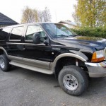 FORD EXCURSION 2002